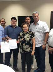 Secretário Zezinho Albuquerque assina Ordem de Serviço para dragagem do Maranguapinho