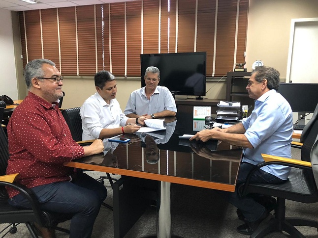 Termo de Cessão de posse da CTR de Sobral é assinado na SCidades