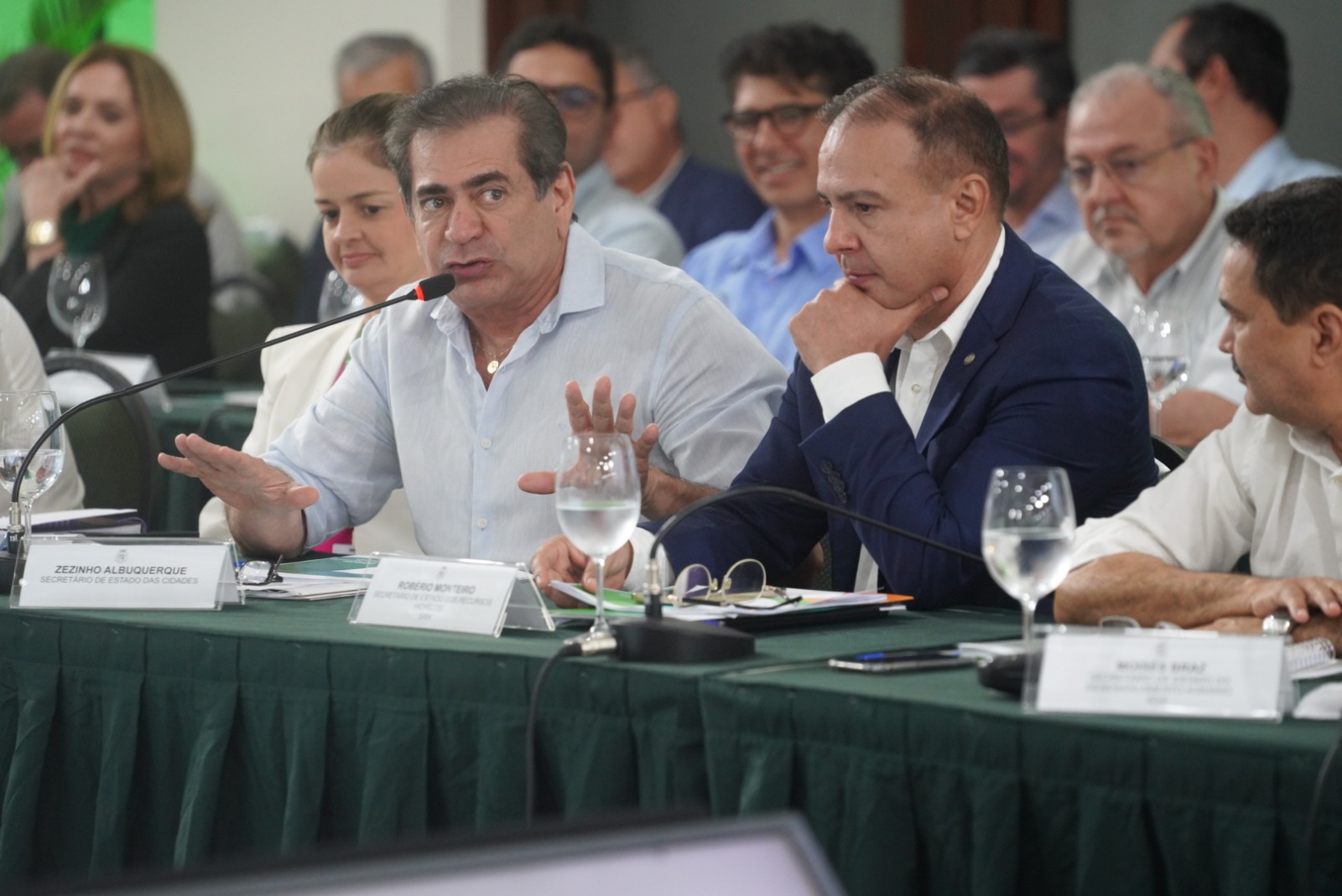 SCidades participa de reunião com secretariado e governador