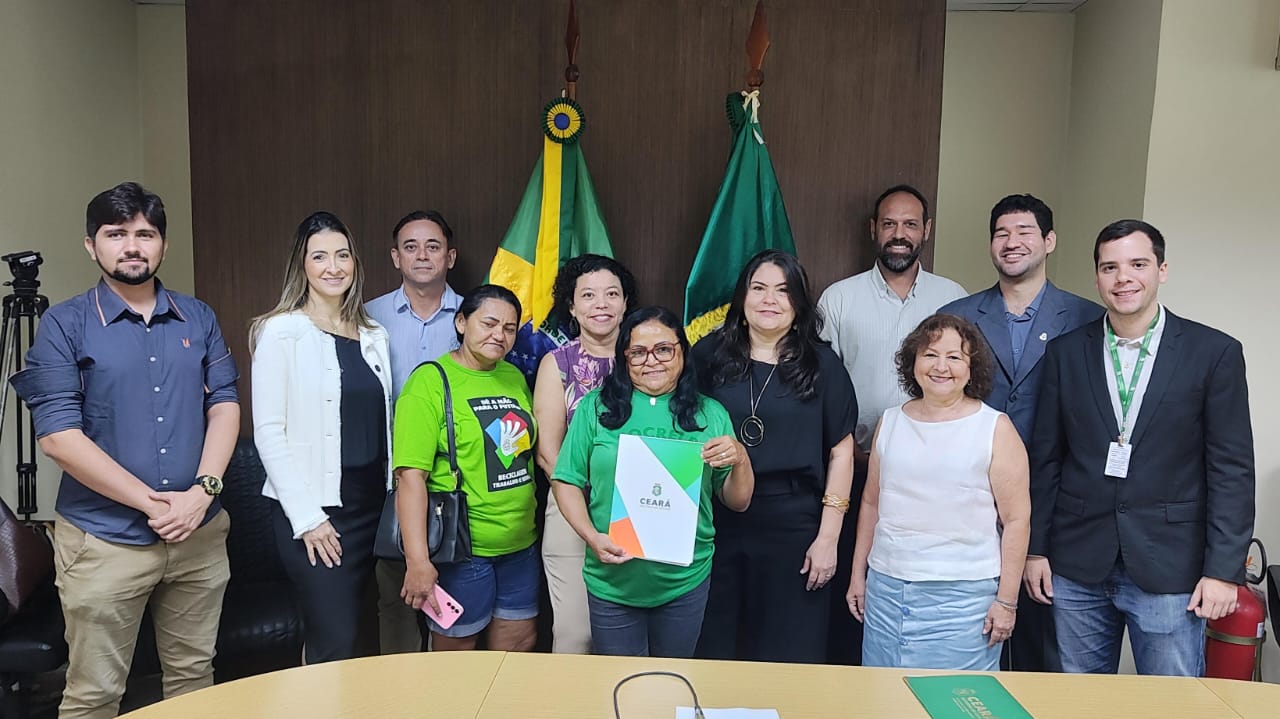 SCidades assina Termo de Compromisso para Coleta Seletiva Solidária