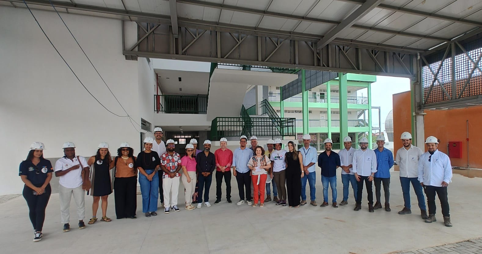Caravana das Periferias, do Ministério das Cidades, visita Escola de Tempo Integral Miguel Arraes