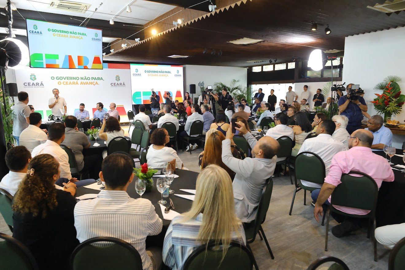 SCidades participa de reunião com secretariado, liderada pelo governador Elmano de Freitas