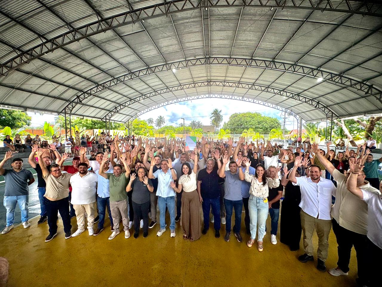 Secretário das Cidades assina ordem de serviço para construção de sistemas de abastecimento de água em Pindoretama e Cascavel